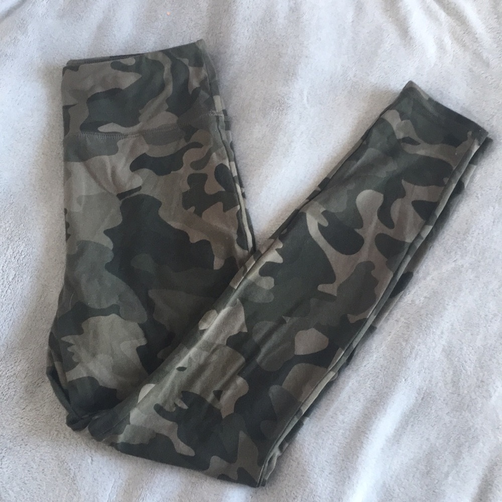 Wild Fable Camouflage Print Leggings